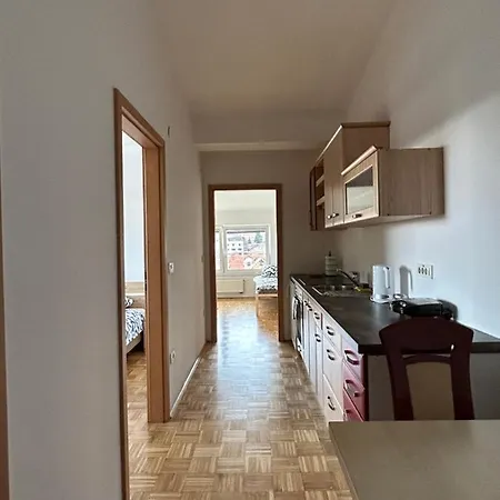 Battery Factory Flat Apartment *