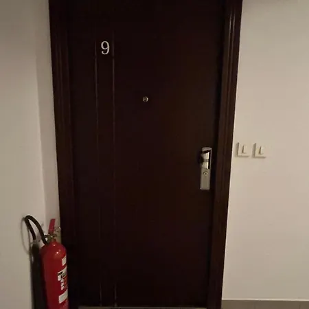 Battery Factory Flat לובליאנה